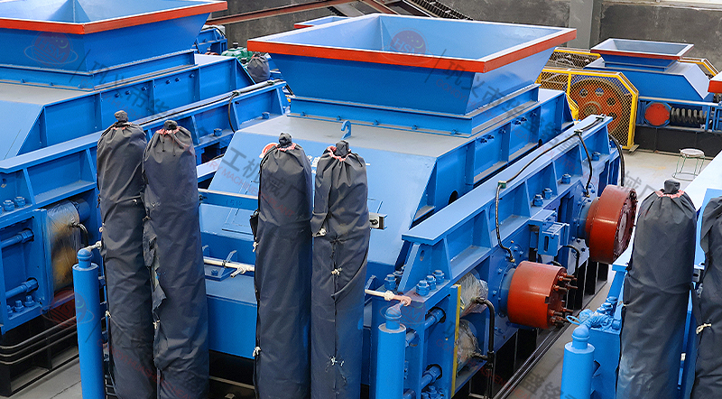 ÿС�r(sh��)�a(ch��n)����200����Һ����݁��ɰ�C(j��)